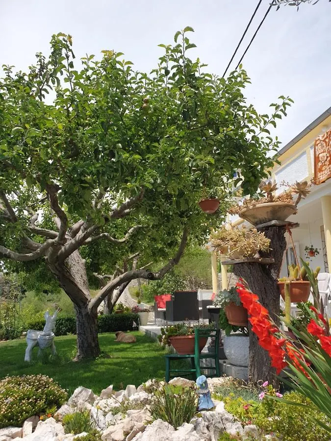 Apartmani I Sobe Jusic Rab Town Horvátország