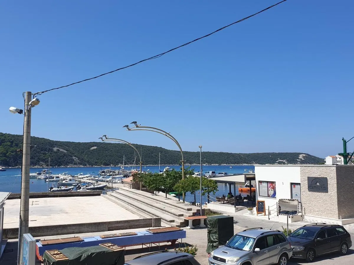 Apartmani I Sobe Jusic Rab Town 0*,