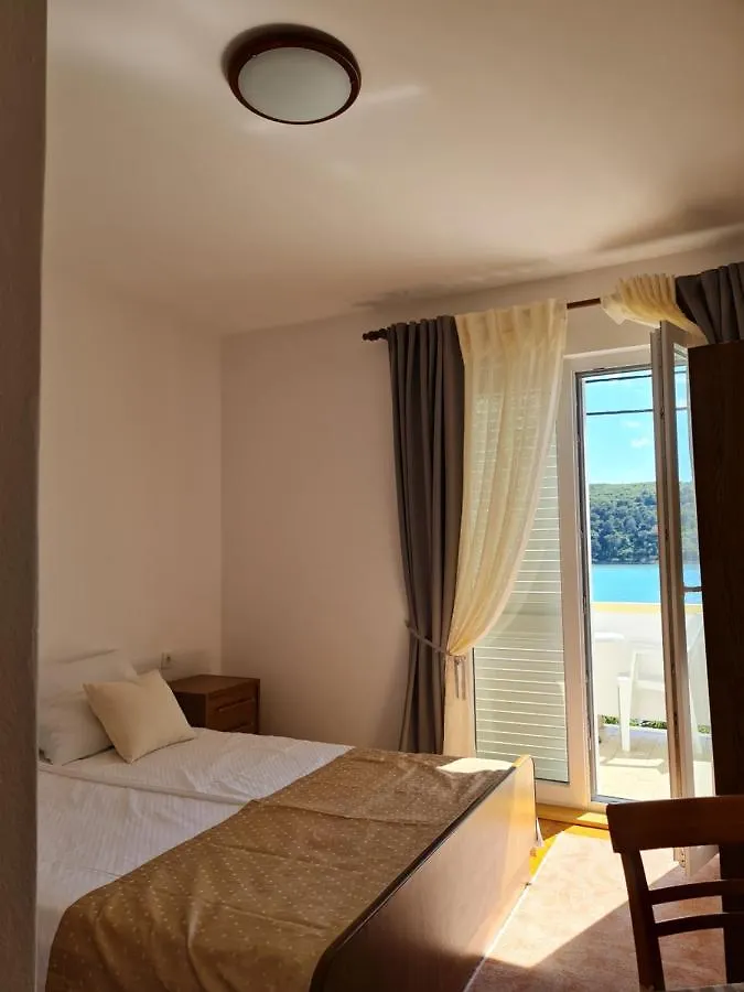Apartmani I Sobe Jusic Rab Town Apartman